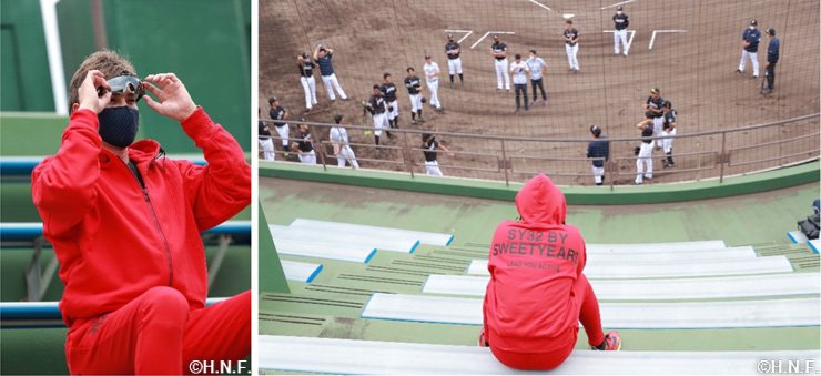 視察中の新庄監督02