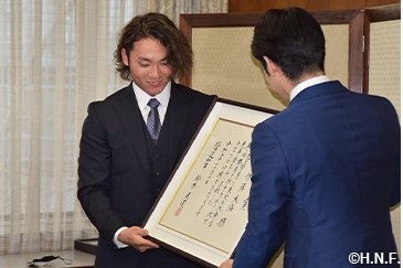 贈呈式の様子04