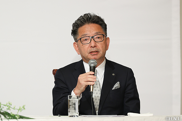 川村浩二前代表取締役社長