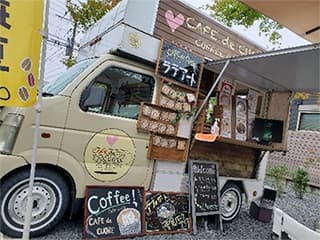 cafeデクオーレ キッチンカー