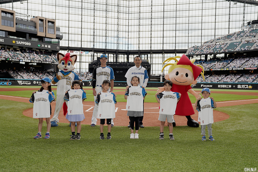 ファイターズユニフォームデザインオリジナルTシャツ