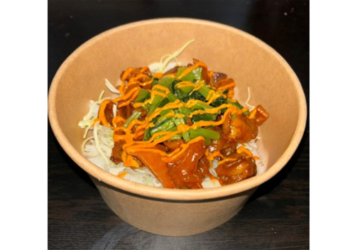 牛すじ煮込み丼