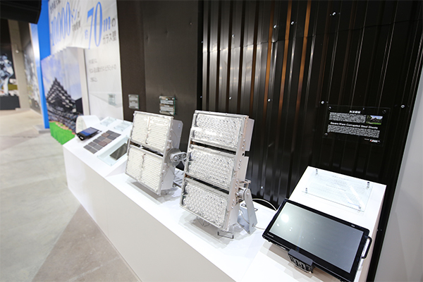 ES CON FIELD Surprise Facts2