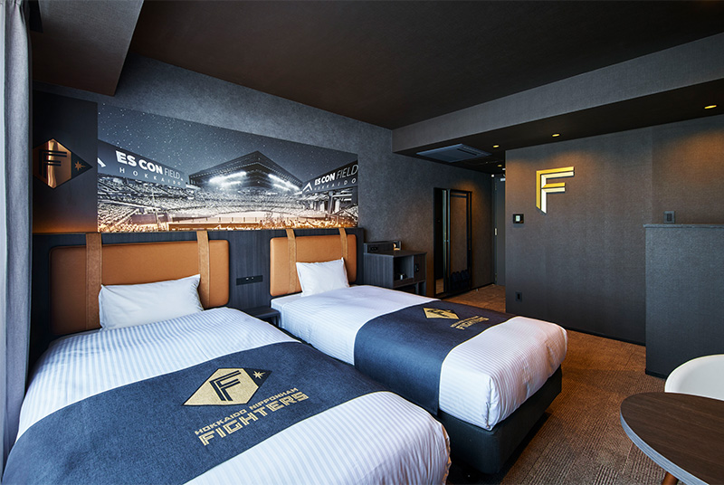 ファイターズフロアツイン