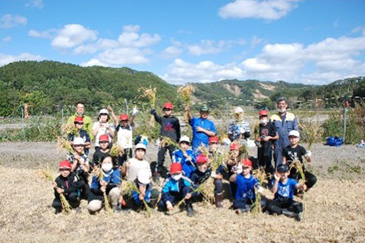 稲刈り体験(上厚真小学校)9月27日(月)03