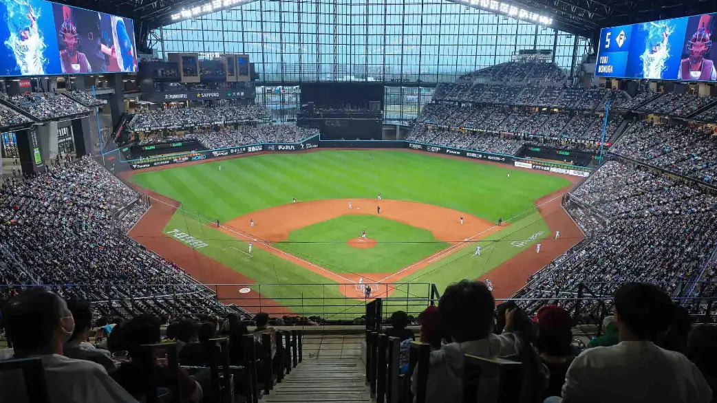 3F STAR LEVEL バックネット裏