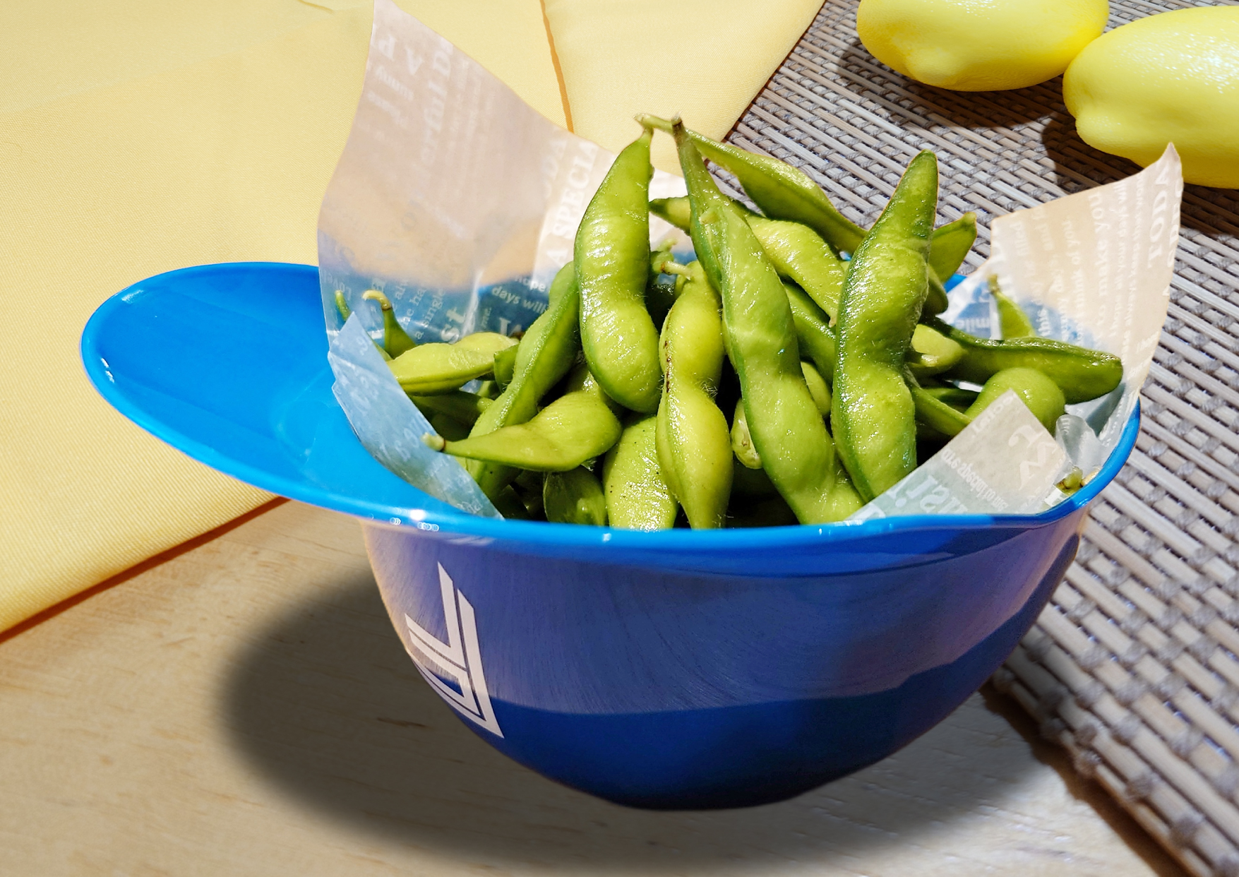 ヘルメットメガ盛り枝豆