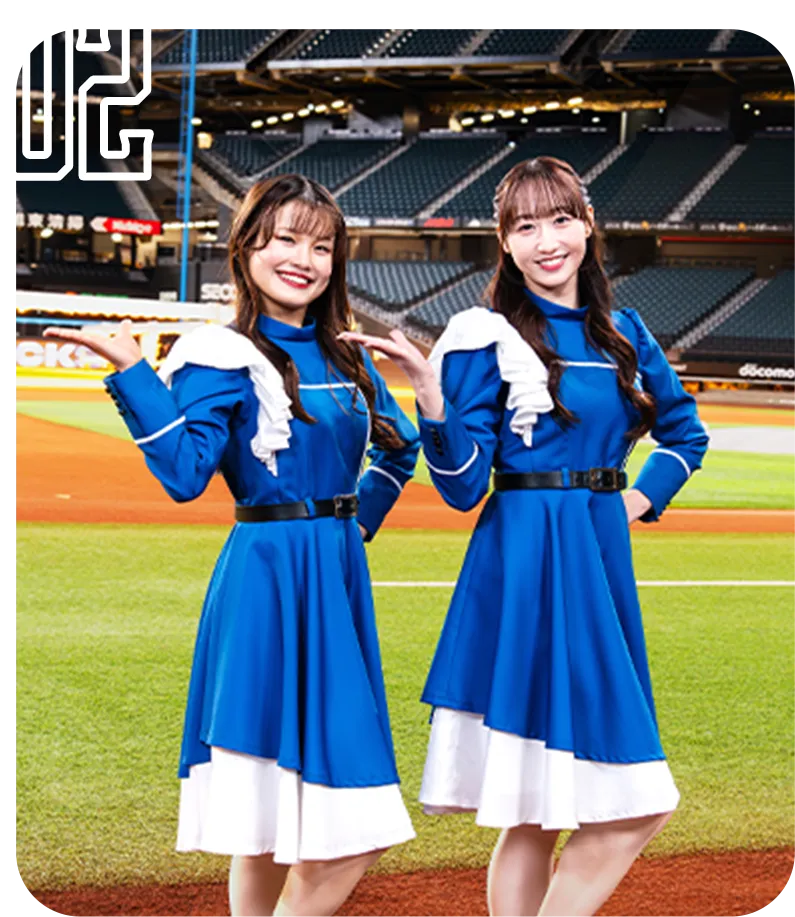 スタジアムツアーを案内するファイターズガール