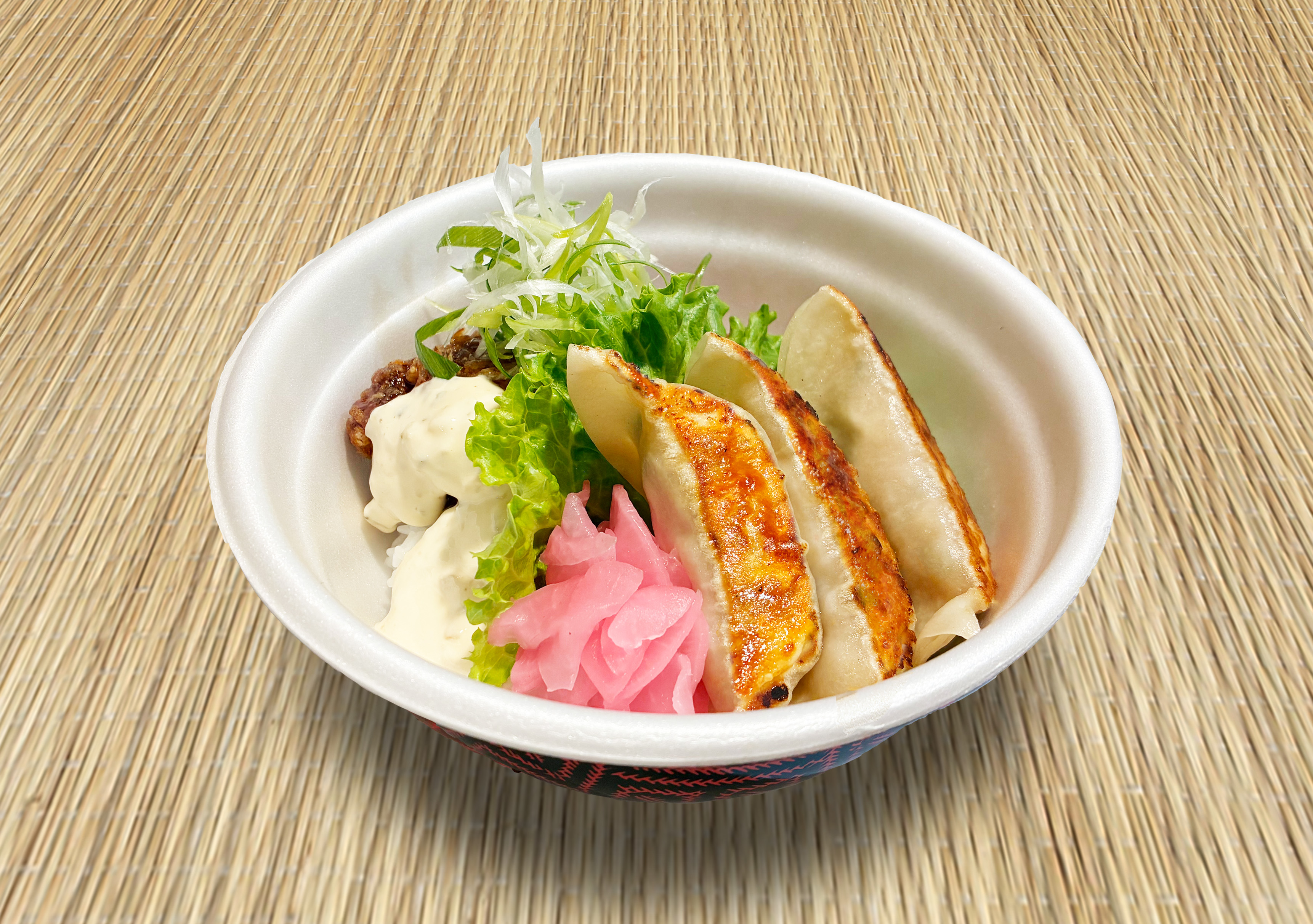 スタミナ満点‼︎ ギョウザンギ丼