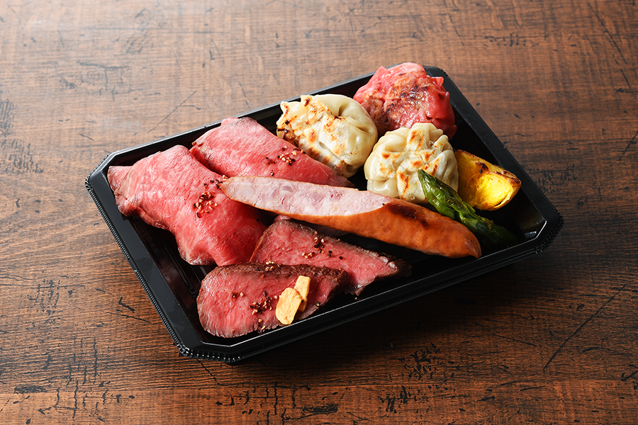 十勝彩美牛の肉寿司&肉惣菜盛り合わせ