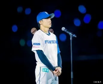 引退セレモニー 2枚目を表示