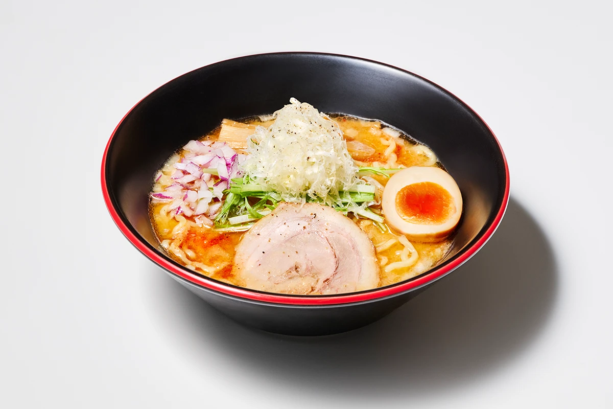 濃厚チーズの海老味噌ラーメン
