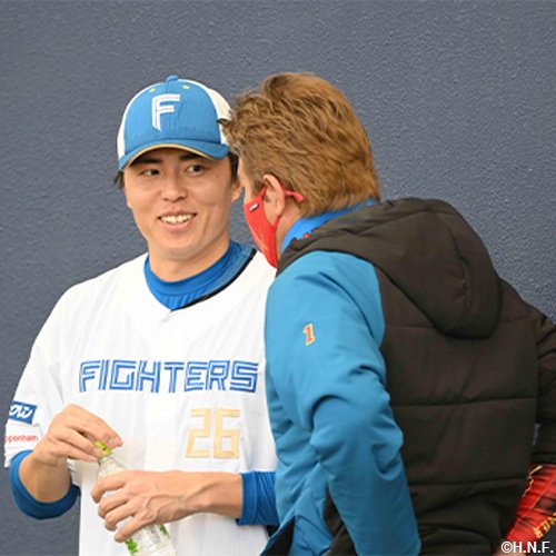 田中投手と新庄監督