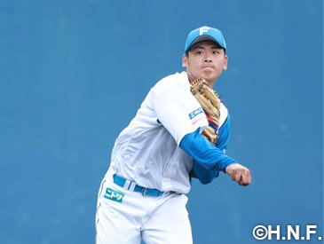 野村選手
