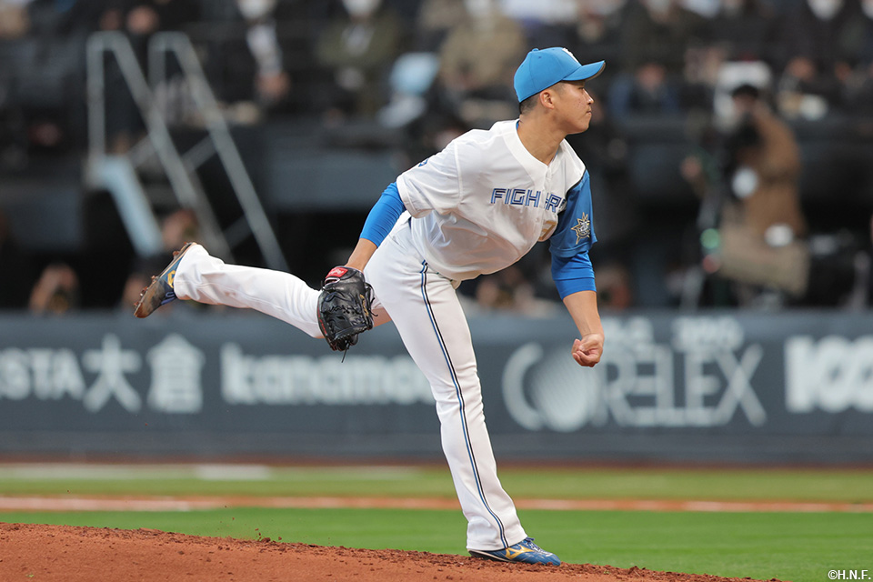 3回、二番手の長谷川投手