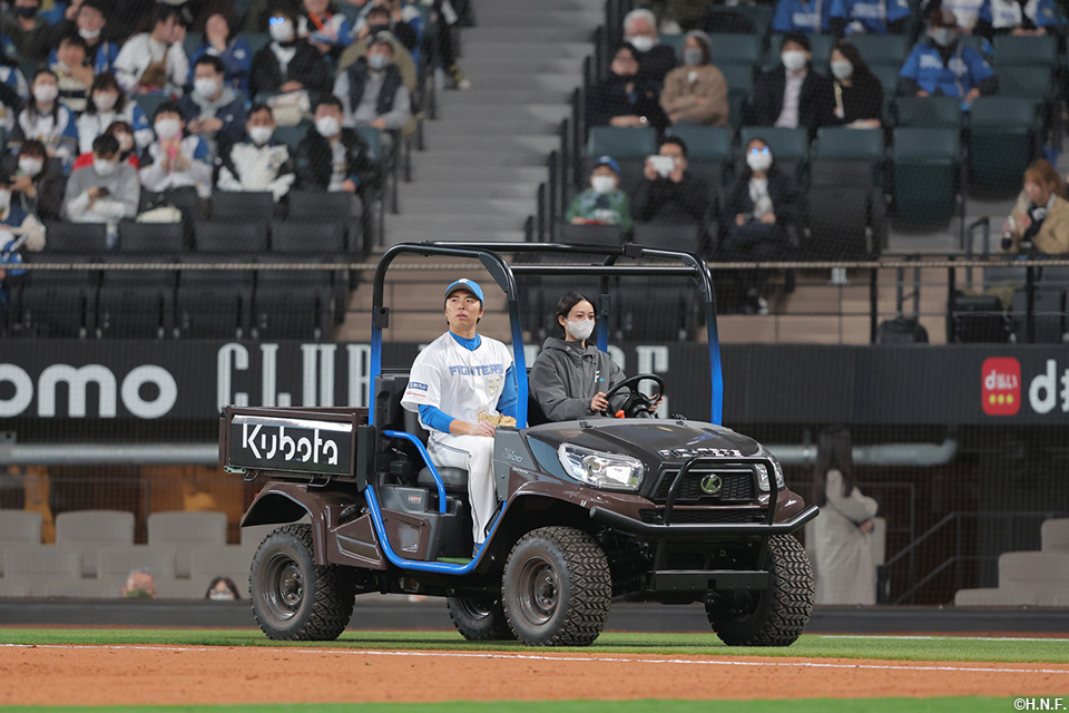 9回、五番手の田中正投手01