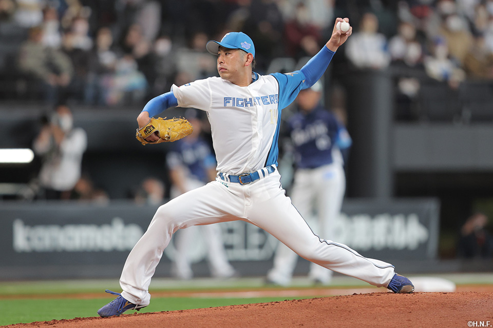 先発の加藤貴投手01