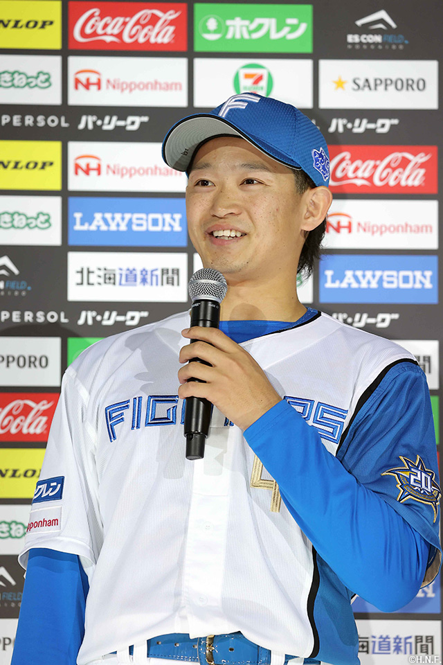 ヒーローの鈴木投手