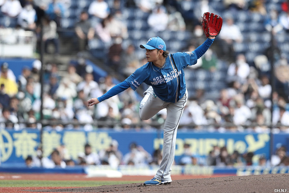 先発の伊藤投手01