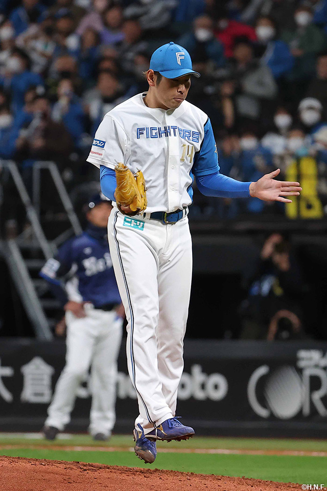 完投勝利の加藤貴投手01