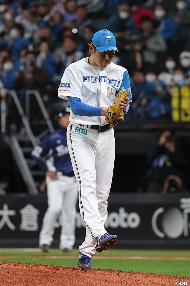 完投勝利の加藤貴投手02