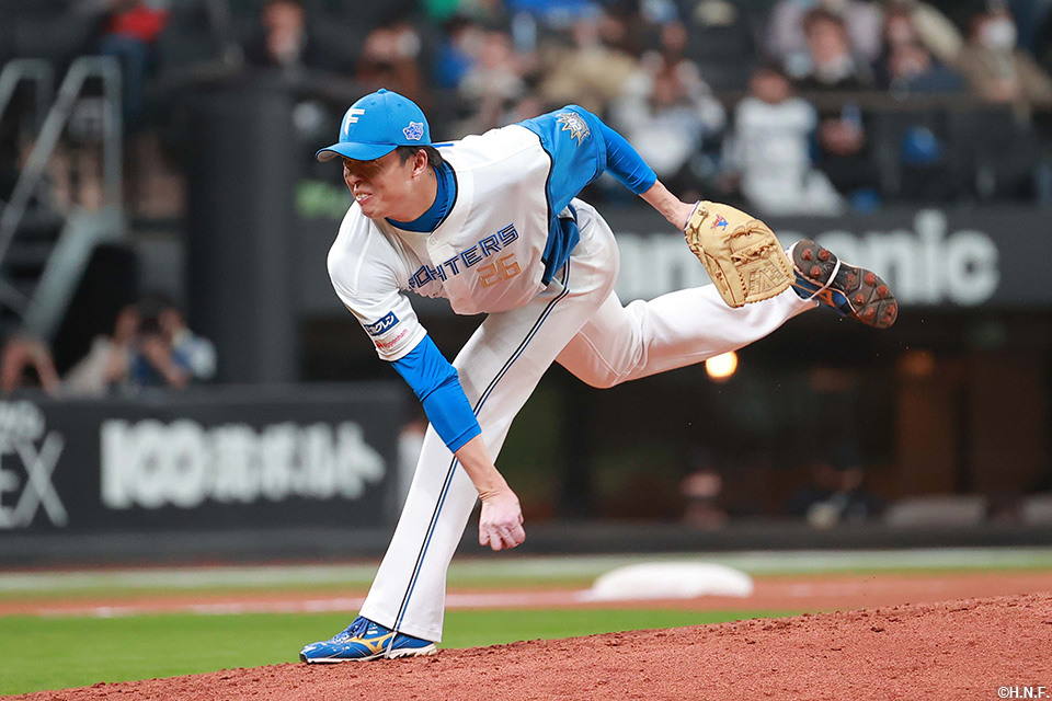 8回、三番手の田中正投手