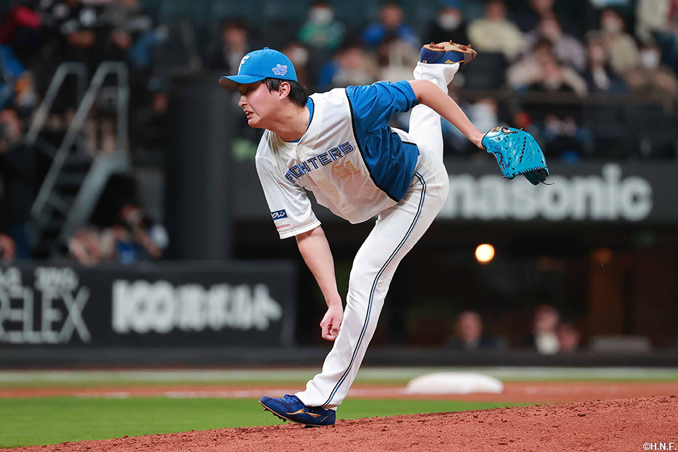 9回、四番手の石川投手