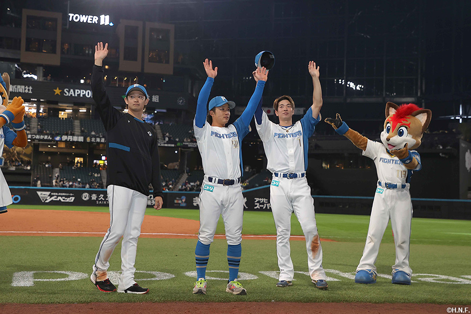 今日のヒーロー、鈴木投手、奈良間選手、松本剛選手02