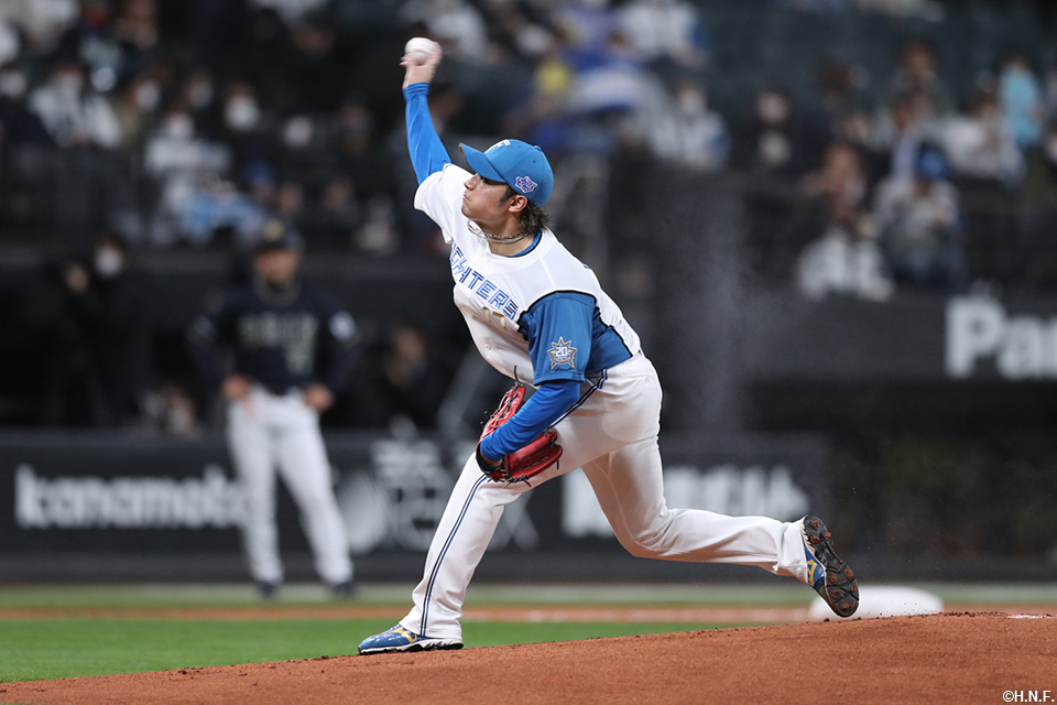 先発の伊藤投手