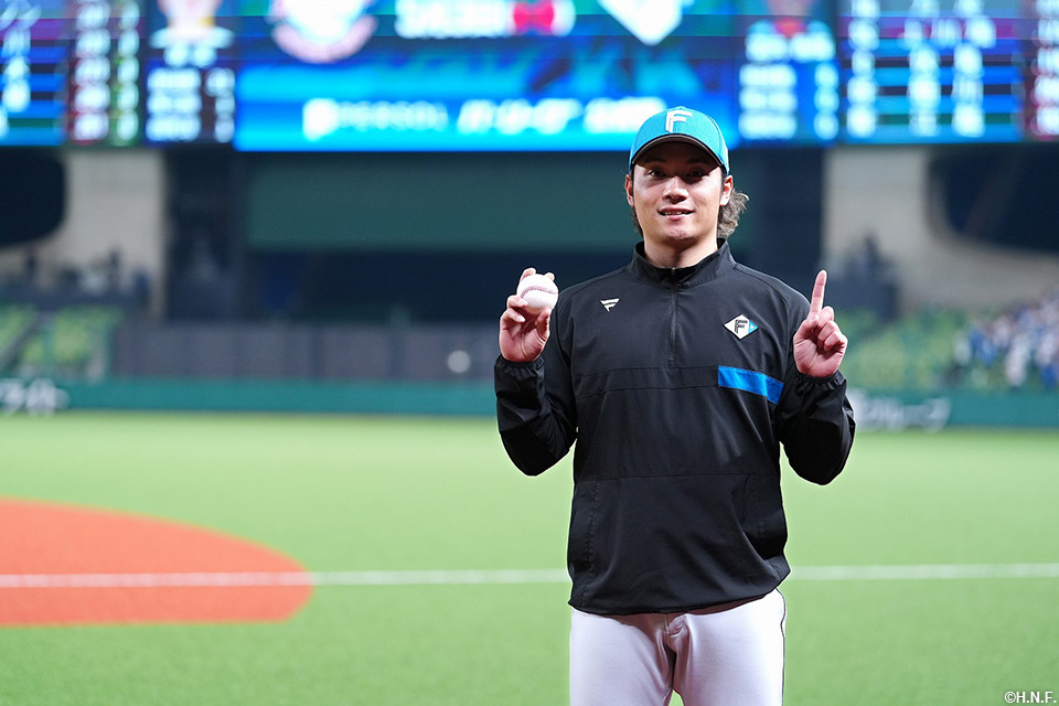 本日のヒーロー、伊藤投手02