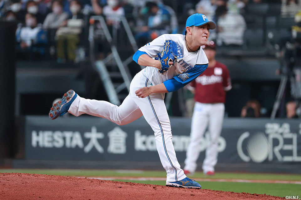 8回、二番手の河野投手