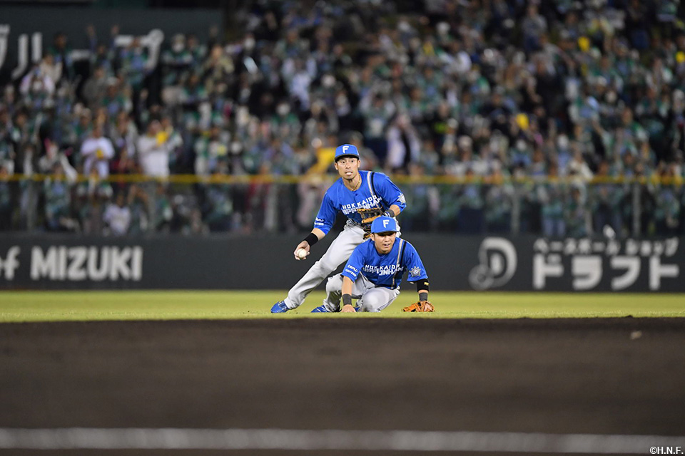 二塁走者の生還を許しサヨナラ負け