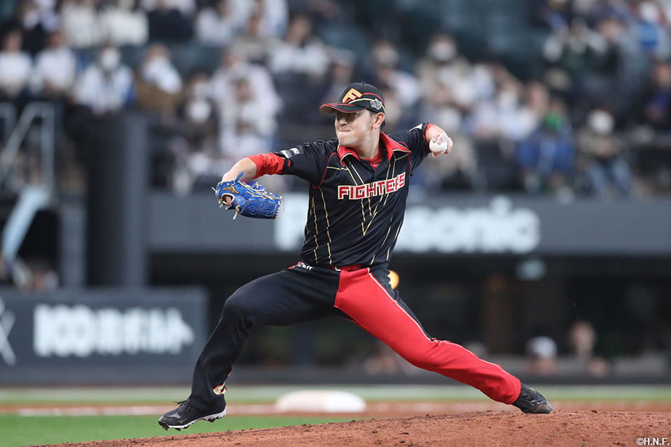 7回、四番手の河野投手