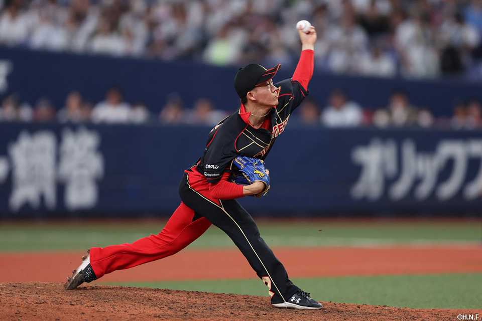 8回裏、プロ初登板の矢澤投手01