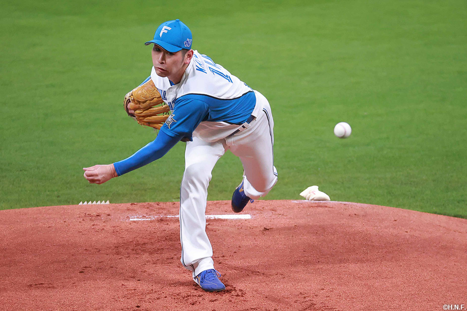 先発の加藤貴投手01