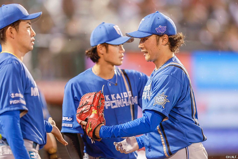 先発の伊藤投手03