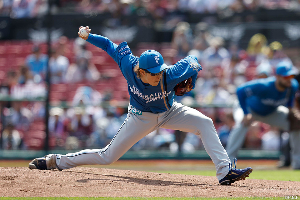 先発の鈴木投手02