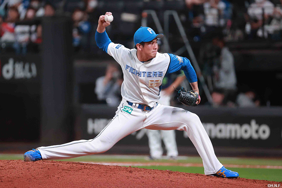 8回、三番手の宮内投手