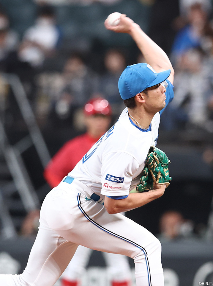 先発の上原投手01