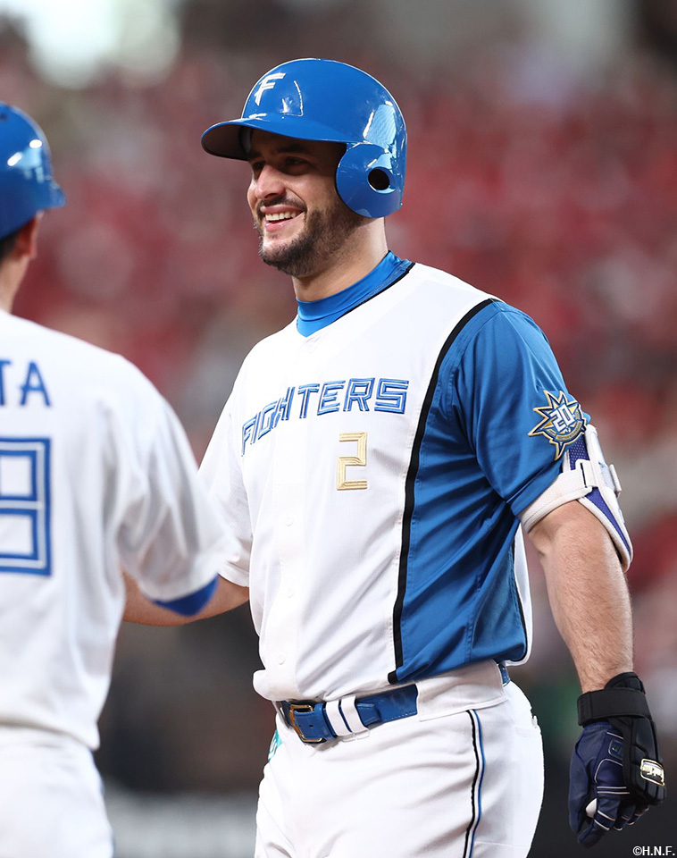 2回表、ライトへヒットを放ったマルティネス選手