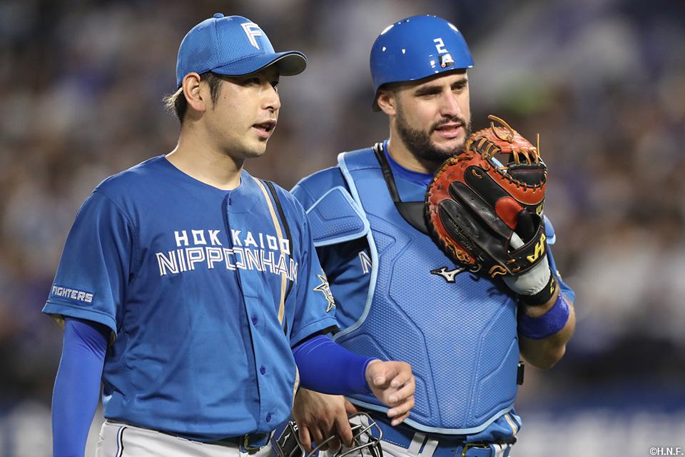 5回表を投げ終えたバッテリー