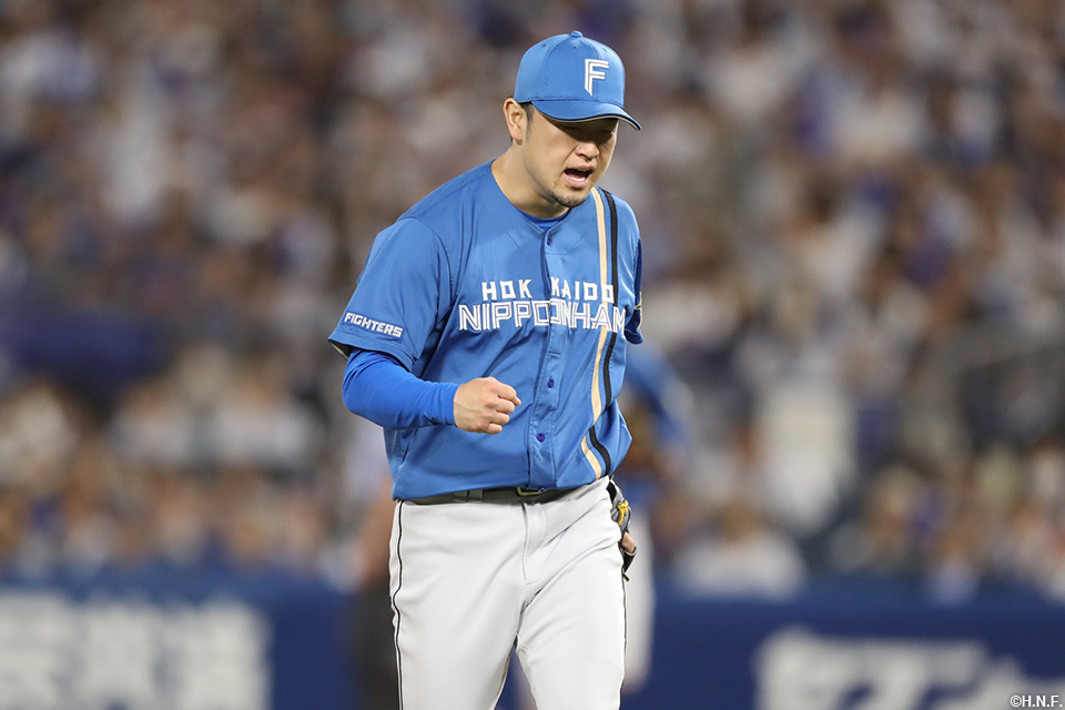 7回表、ピンチを切り抜けた池田投手