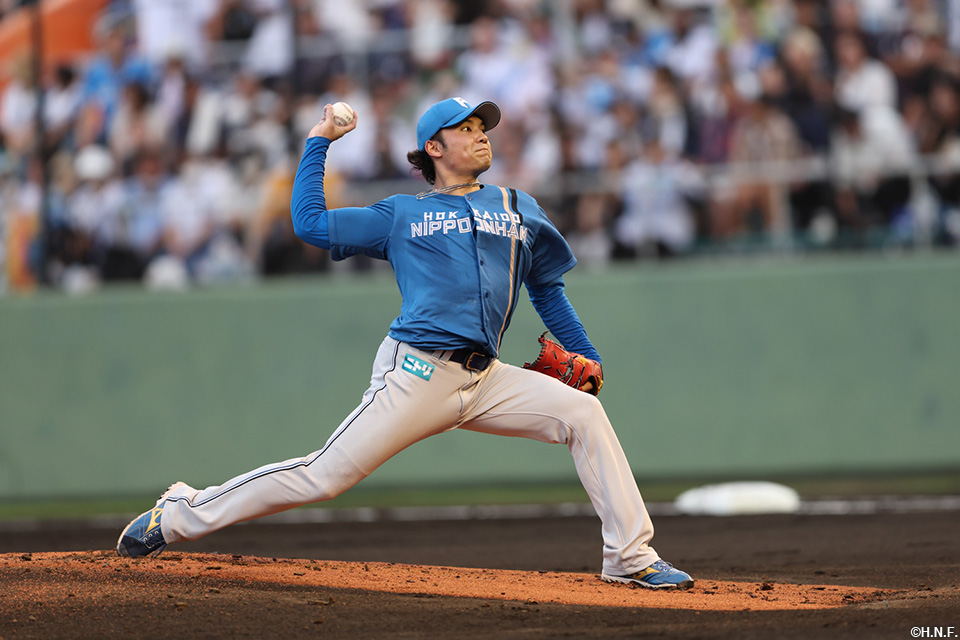 先発の伊藤投手01