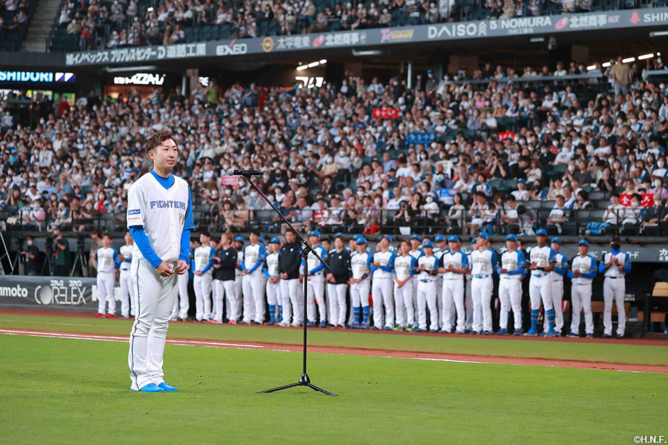 金子千尋投手引退セレモニー11