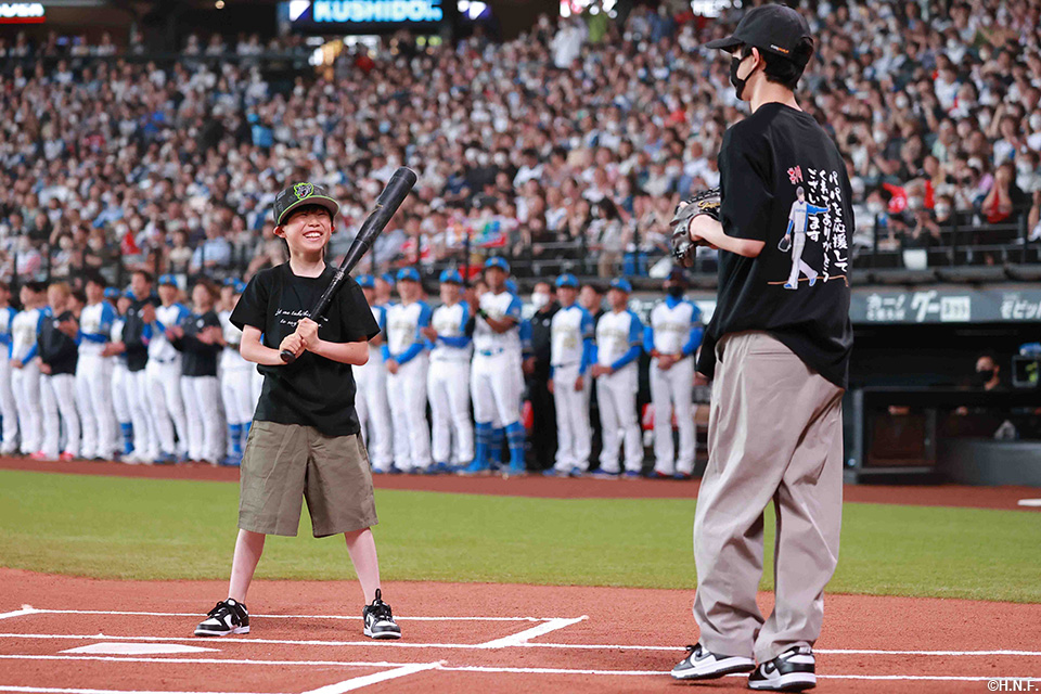 金子千尋投手引退セレモニー21