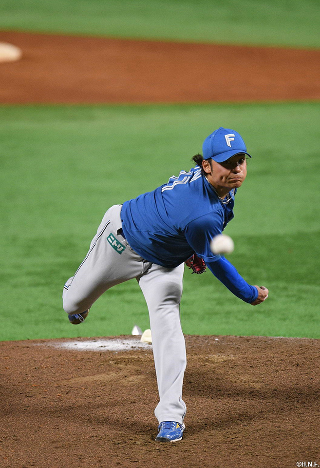 先発の伊藤投手02