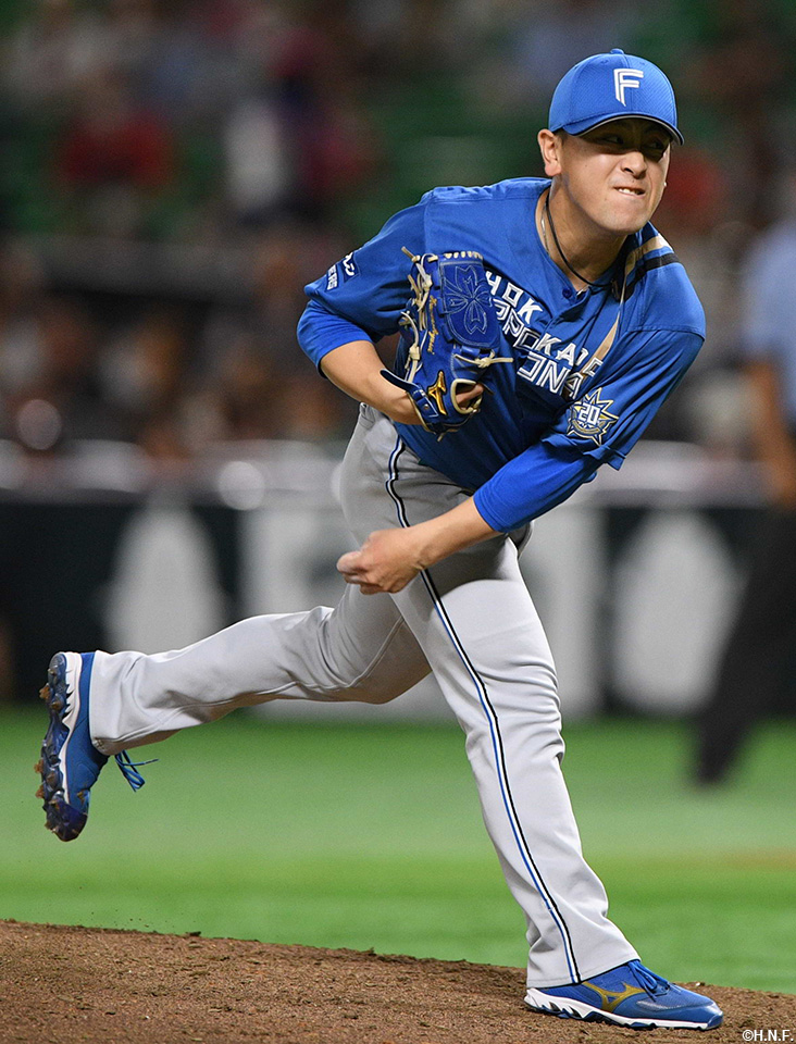 7回、三番手の河野投手