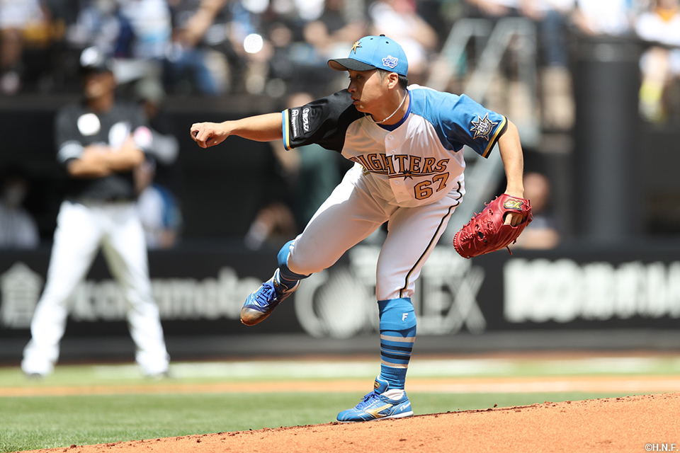 先発の山本拓投手