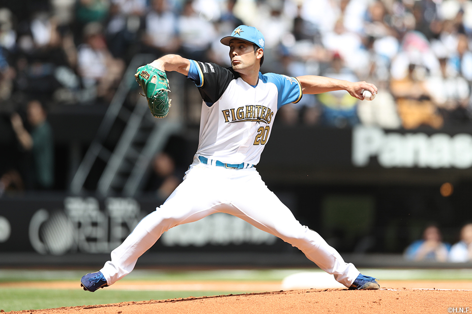 3回、二番手の上原投手