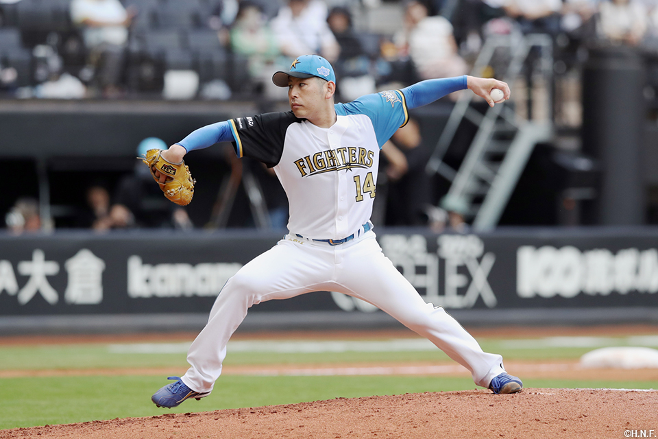 先発の加藤貴投手02